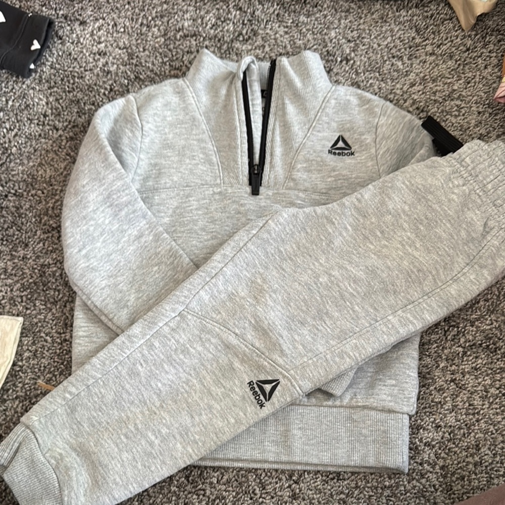 Reebok Boys Grey Sweat Suit